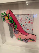 Load image into Gallery viewer, Handmade personalised Frame - Pink Shoe
