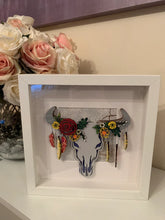 Load image into Gallery viewer, Handmade personalised Frame - Skull
