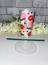 Load image into Gallery viewer, Xoxo Valentines Starbucks cold cup
